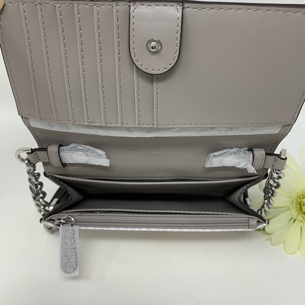 Michael Kors JST Medium MF Crossbody - Picture 7 of 8